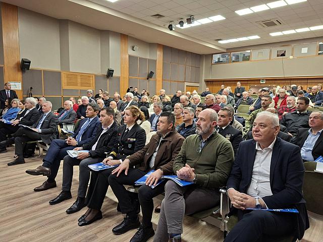 Αλέξης Καλοκαιρινός