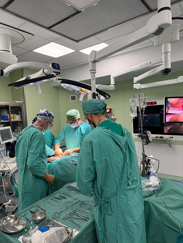 βενιζέλειο επέμβαση