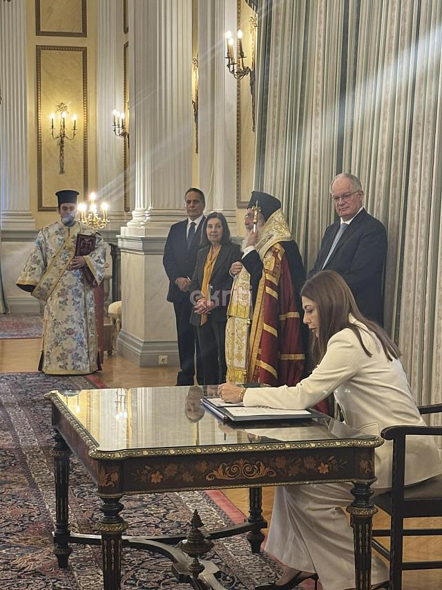 νέοι Μητροπολίτες