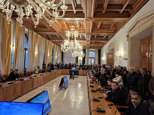 Λότζια - μαλάδες