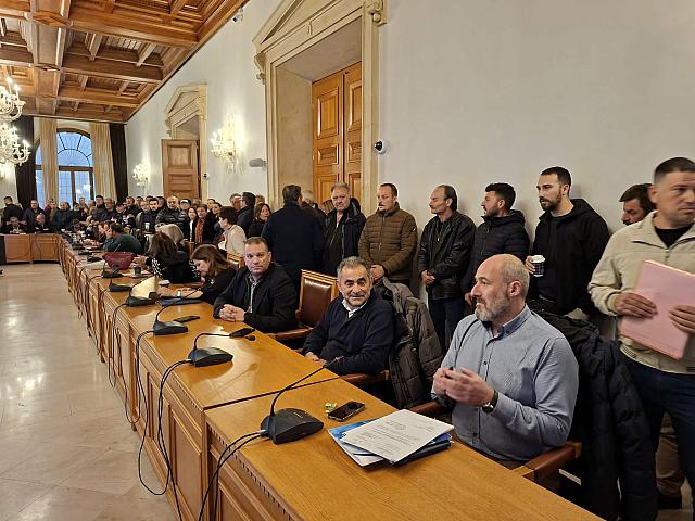 Λότζια - μαλάδες