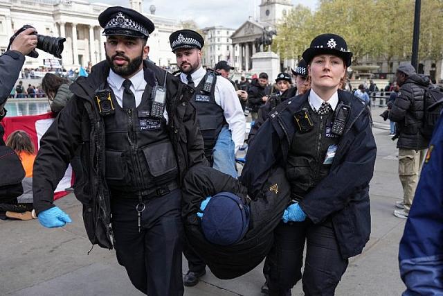 λονδίνο συλλήψεις