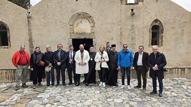 ταξίδι εξοικείωσης μεταξύ Κρήτης και Ηπείρου