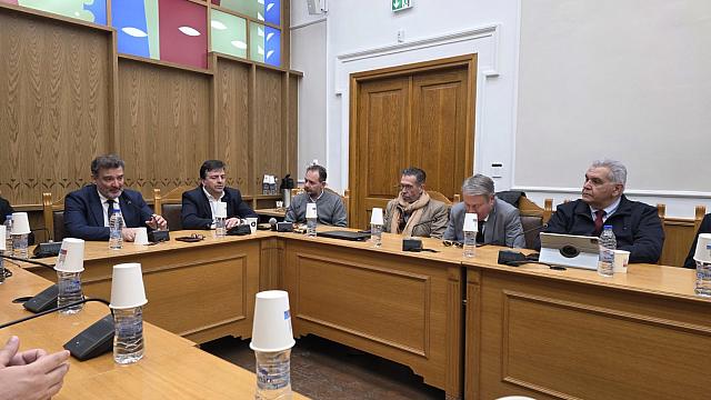 ταξίδι εξοικείωσης μεταξύ Κρήτης και Ηπείρου