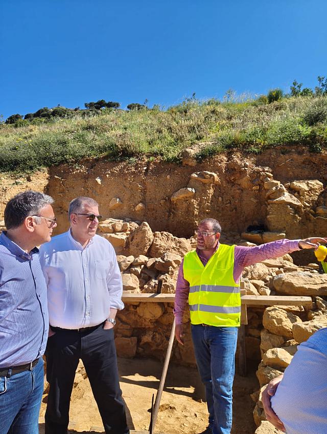 ταχιαος βοακ