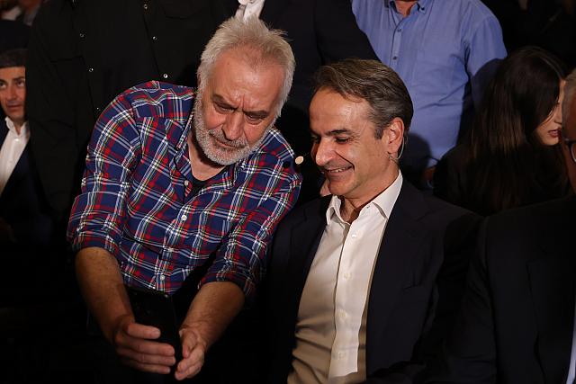 ΜΗΤΣΟΤΑΚΗς - ΠΡΟΣΥΝΕΔΡΙΟ ΝΔ