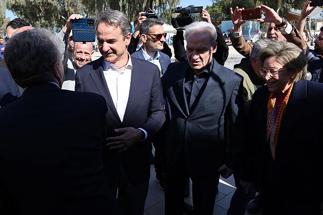 μητσοτακης - καλοκαιρινος