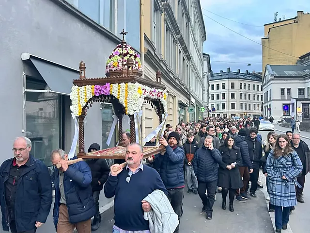 νορβηγία έλληνες πάσχα
