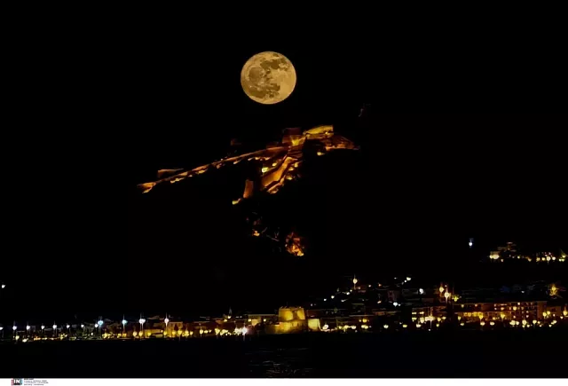 Πανσέληνος