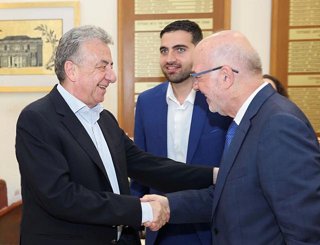 αρναουτακης φλωριδης 