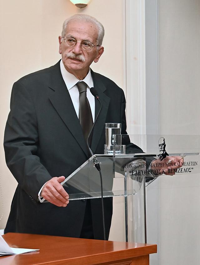 νικολαος παπαδακης 