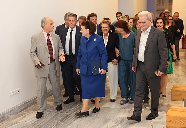μενδώνη αρχαιολογικό μουσείο συλλογή κρασάκη