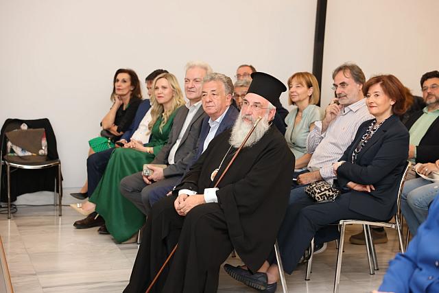 Λίνα Μενδώνη