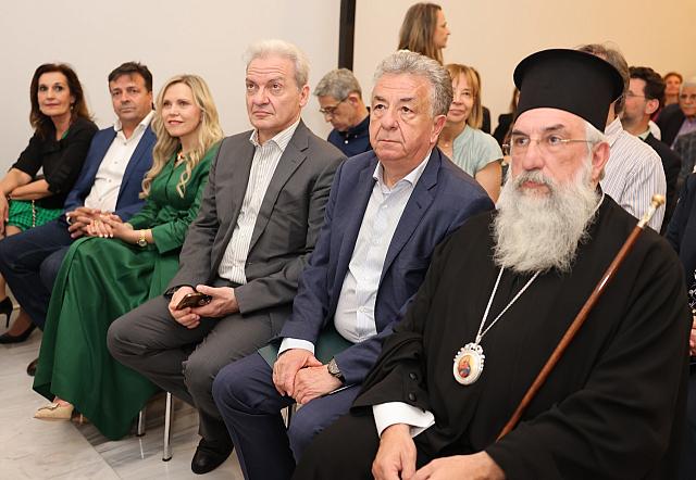 μενδώνη αρχαιολογικό μουσείο συλλογή κρασάκη