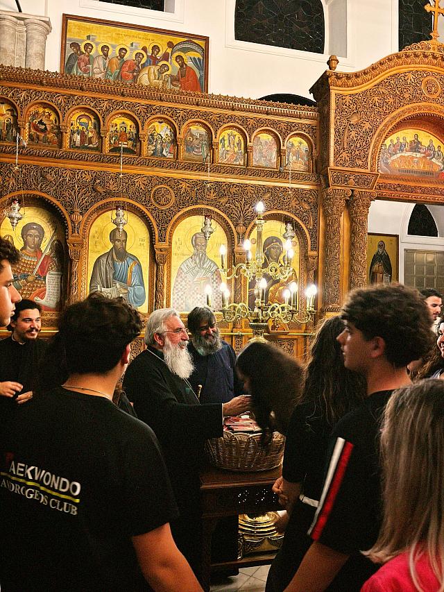 αρχιεπίσκοπος πανελλαδικές