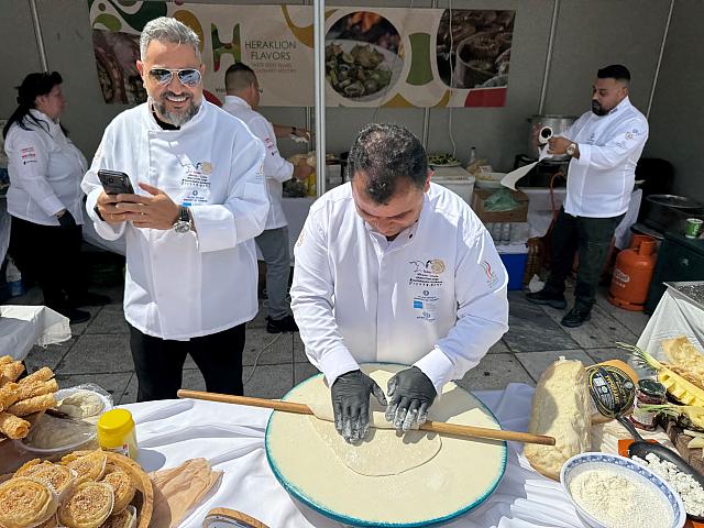 φεστιβαλ γαστρονομιας Συνταγμα