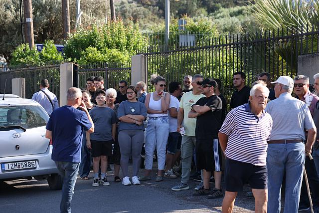 διαμαρτυρία για δομή μεταναστών 