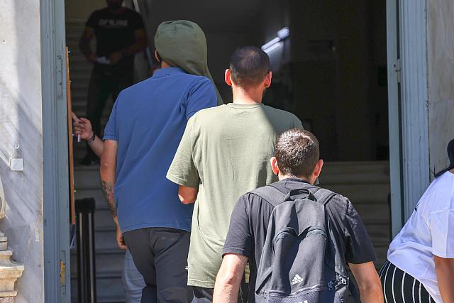απολογιες πειρατικη τηλεοραση