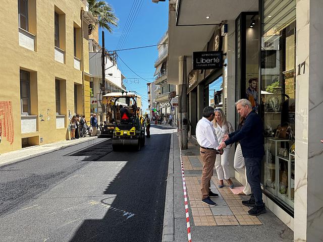 ΚΑΛΟΚΑΙΡΙΝΟΣ ΑΣΦΑΛΤΟΣΤΡΩΣΗ ΑΒΕΡΩΦ