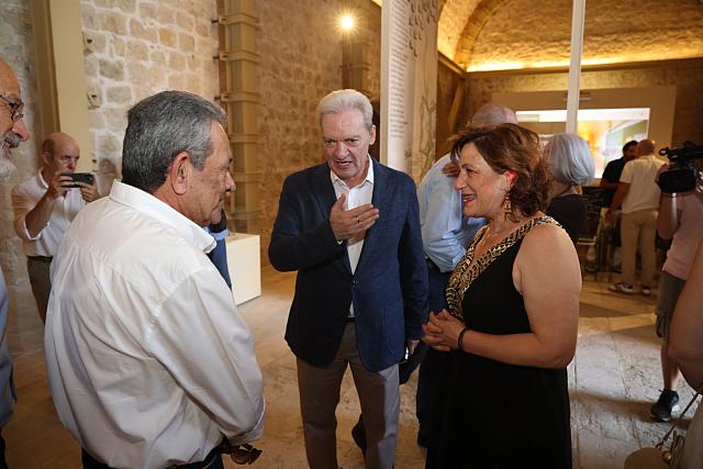 πύλη παντοκράτορα εγκαίνια