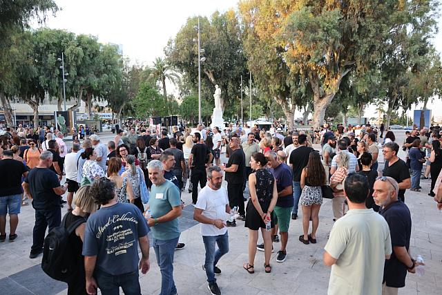 συγκέντρωση διαμαρτυρίας για τη δομή στους Αθανάτους