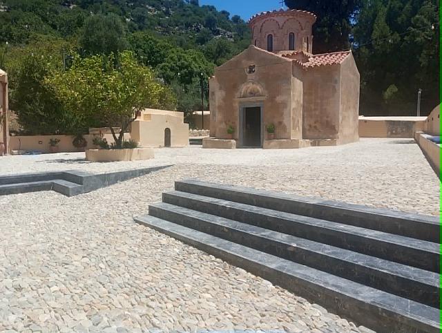 Γκουβερνιώτισσα