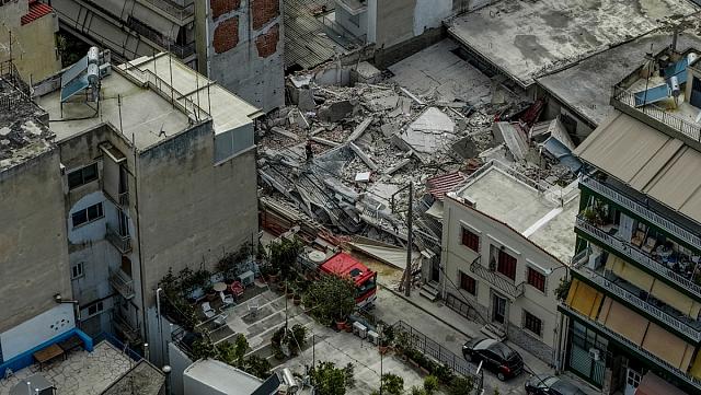 πολυκατοικία πετράλωνα