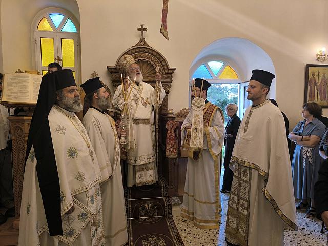 Με λαμπρότητα και κατάνυξη το Αρκαλοχώρι τίμησε τον Πολιούχο του!