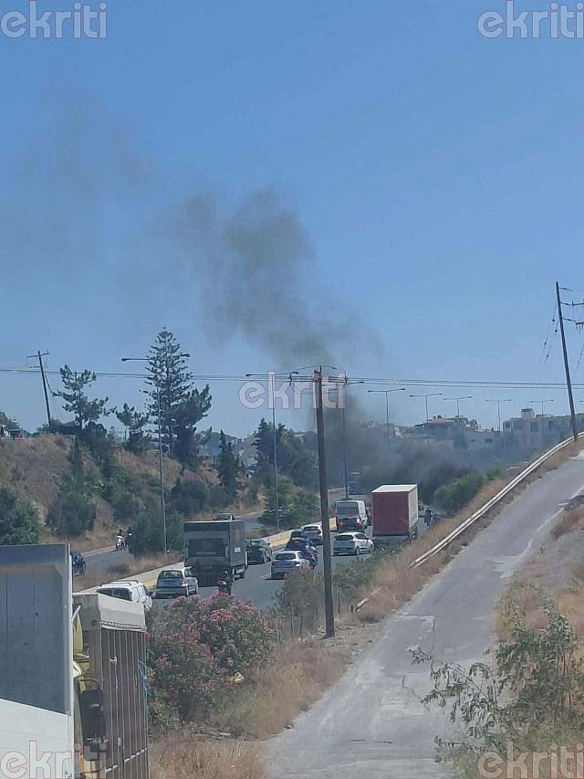 Φωτια ΒΟΑΚ φορτηγό