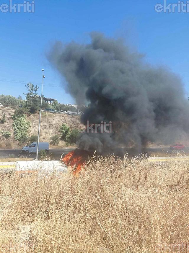 Φορτηγό ΒΟΑΚ φωτιά