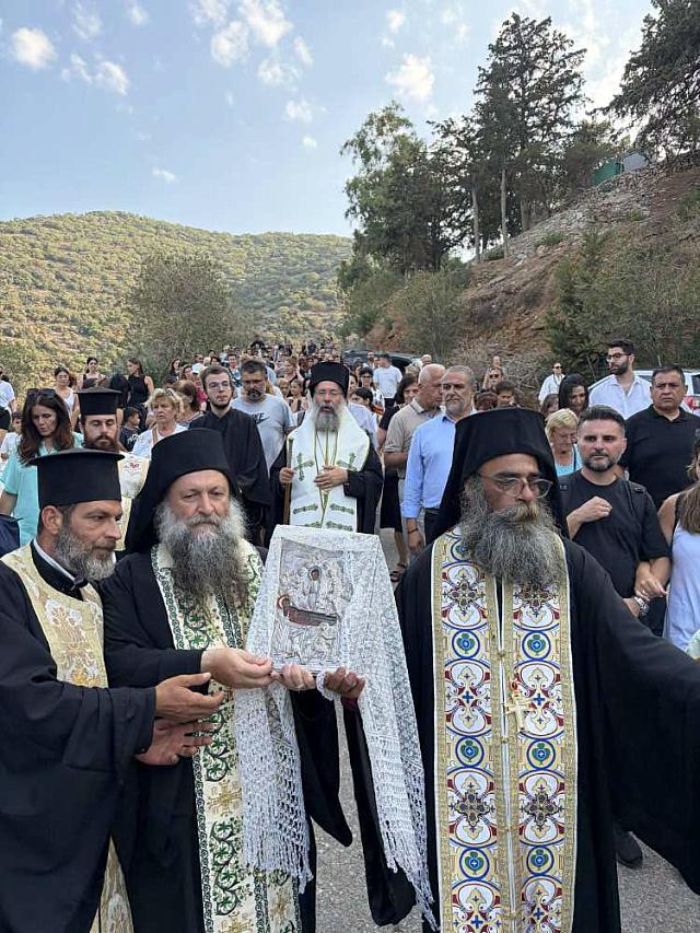 παναγια χαρακιανη