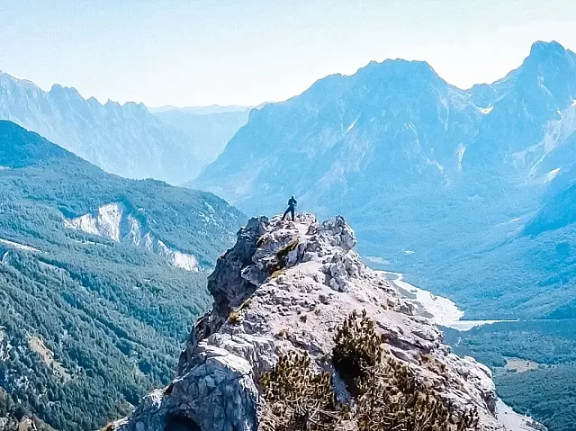 Theth για Valbona (Β. Αλβανία