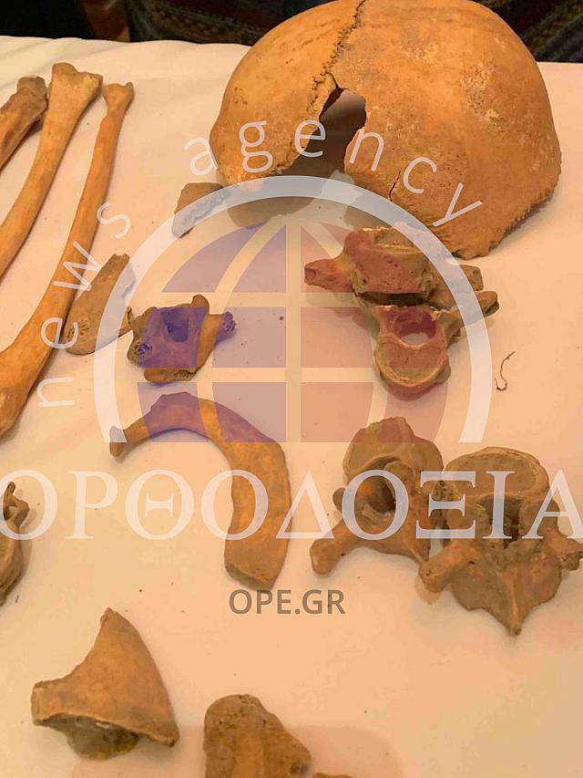 λειψανα αγιας χρυσης