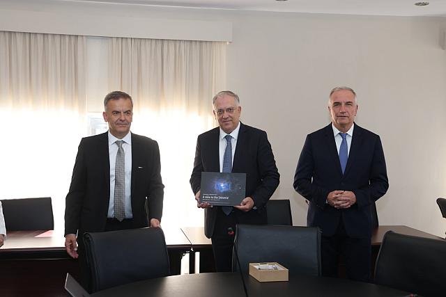  Τάκης Θεοδωρικάκος