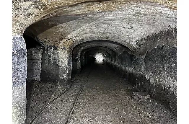 αγια σοφια υπογεια τουνελ 