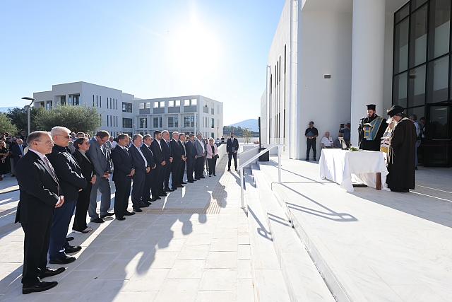 εγκαινια_αρναουτακης
