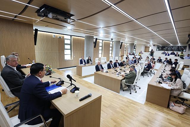 επίσκεψη πρέσβη Κίνας 