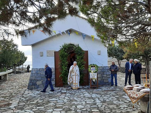 Παναγία Μυρτιδιώτισσα στο Λιβάδι Κρουσώνα