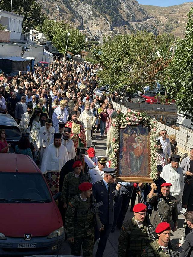 Πάνδημη η πανήγυρις της Παναγίας των Μυριοκεφάλων