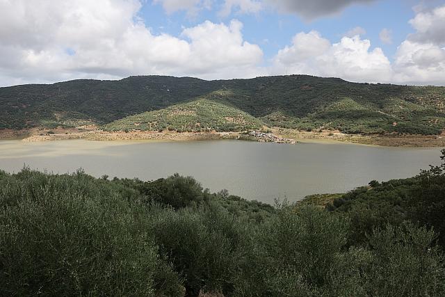 Φράγμα Αποσελέμη