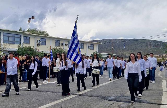 Παρέλαση 28ης Οκτωβρίου στη Χερσόνησο