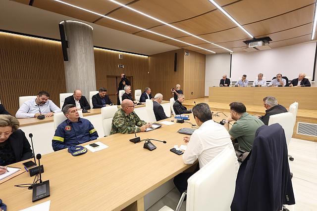 σύσκεψη περιφέρεια κρήτης 