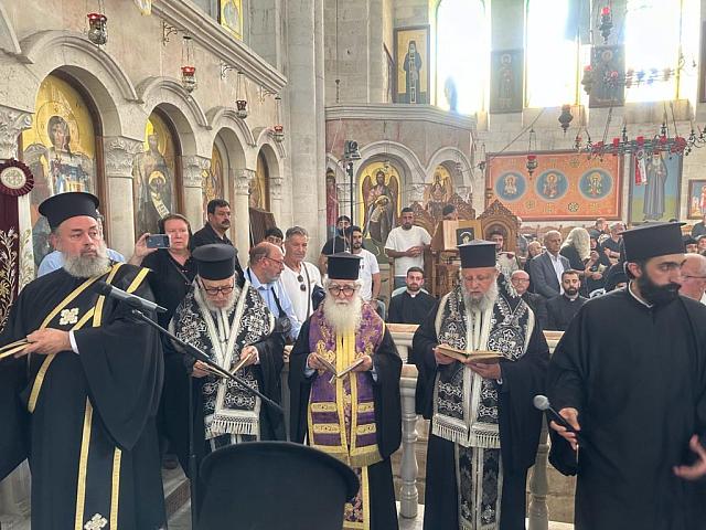 κηδεια ιουστινου