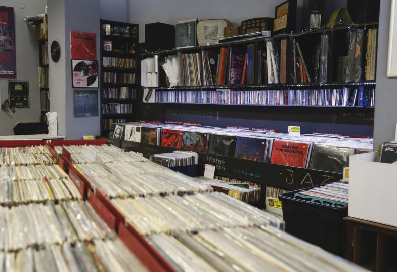 δισκοπωλείο