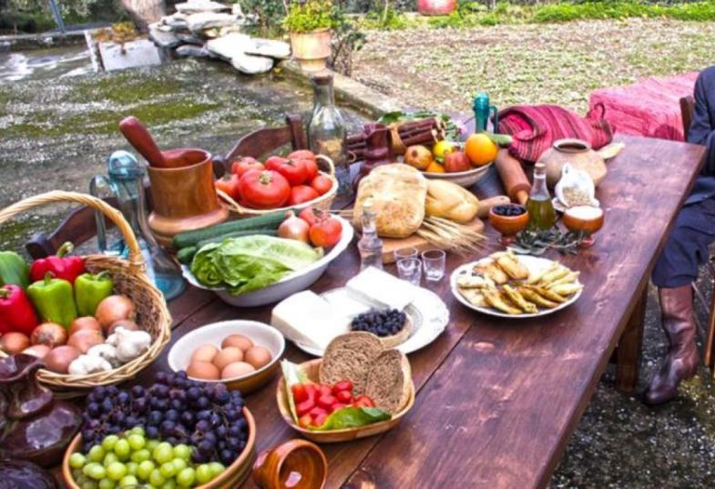 κρητικη διατροφη