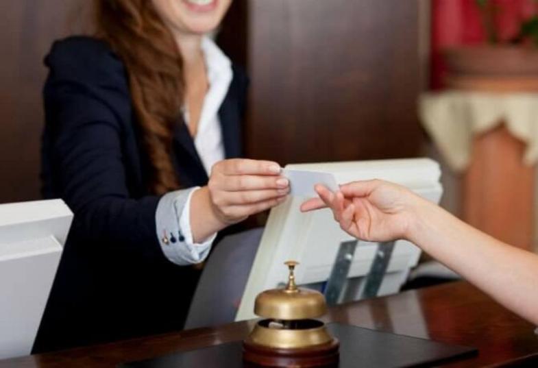 ξενοδοχουπάλληλοι