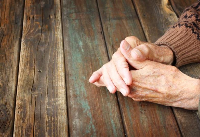 Ηλικιωμένη 