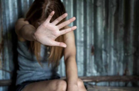 ασέλγεια ανηλίκων