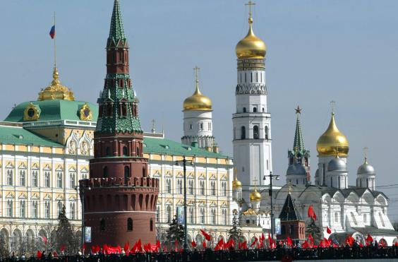 Το Κρεμλίνο λέει ότι η Μόσχα καταγγέλλει τις κυρώσεις των ΗΠΑ 
