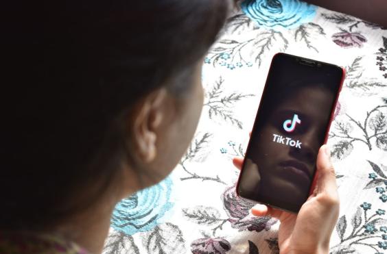 Γονείς προσοχή σε εφαρμογή του tik tok 